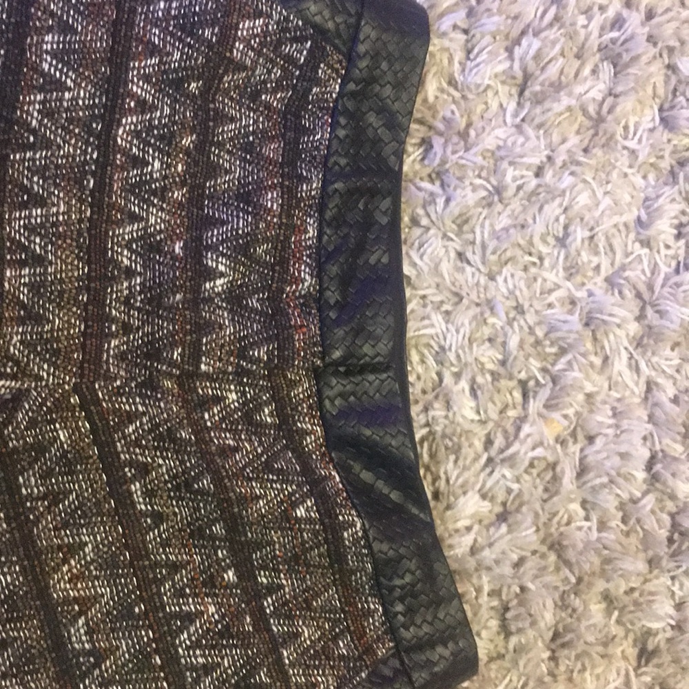 shorts - Picture 3 of 5